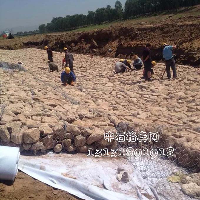 護(hù)坡鉛絲石籠價(jià)格、廠(chǎng)家13131891918